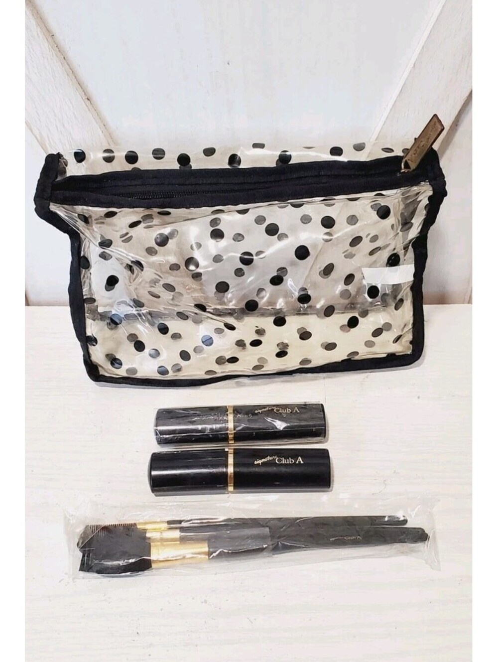 Signature Club A 3 Piece Brush Set With Makeup Travel Bag